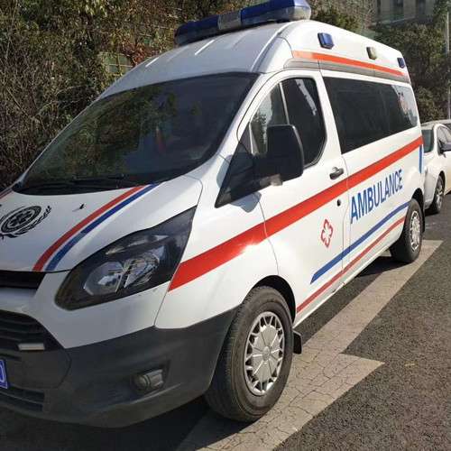 云龙品质救护车出租,为您的健康出行负责