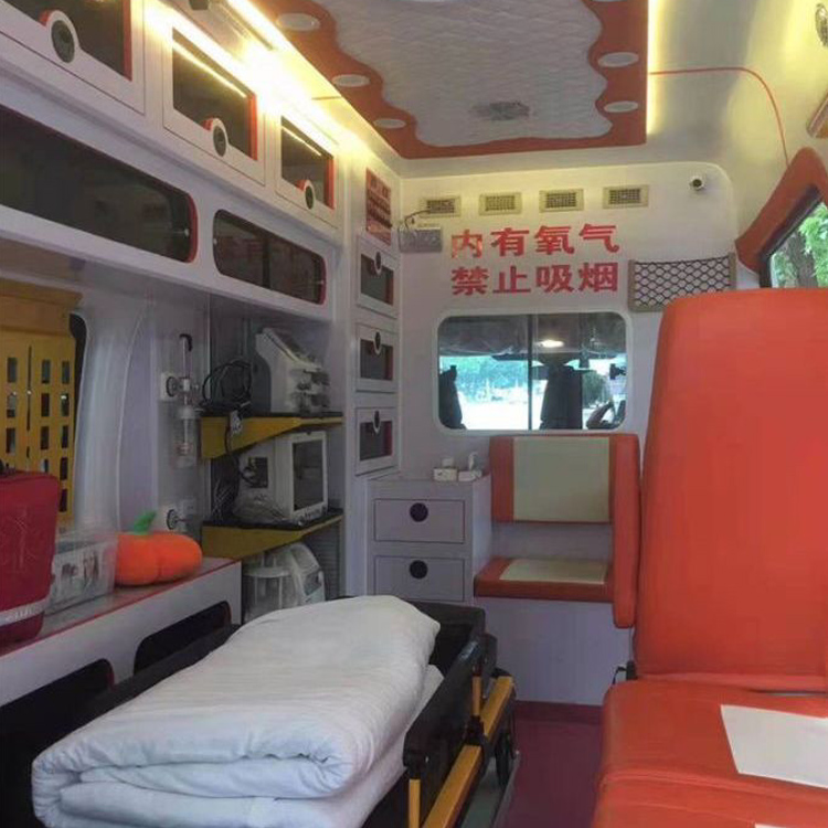 云龙癌症租赁救护车转运：为生命护航的科技与人文关怀